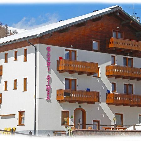 Garni Gimea Hotel Livigno Exterior photo