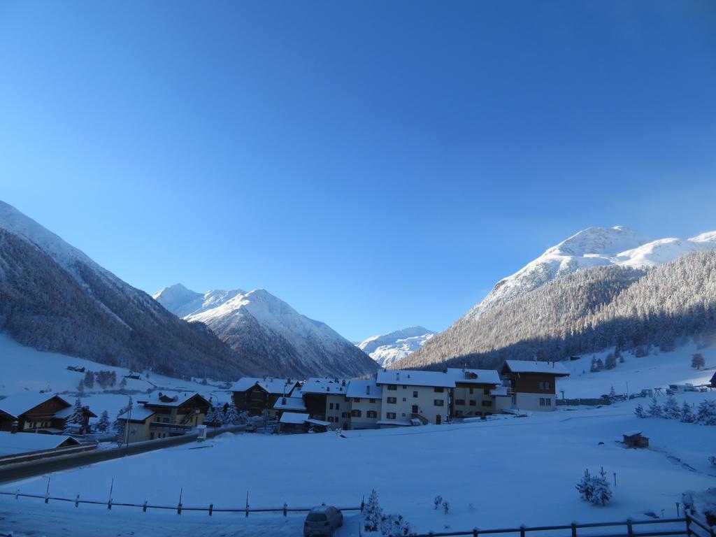 Garni Gimea Hotel Livigno Exterior photo