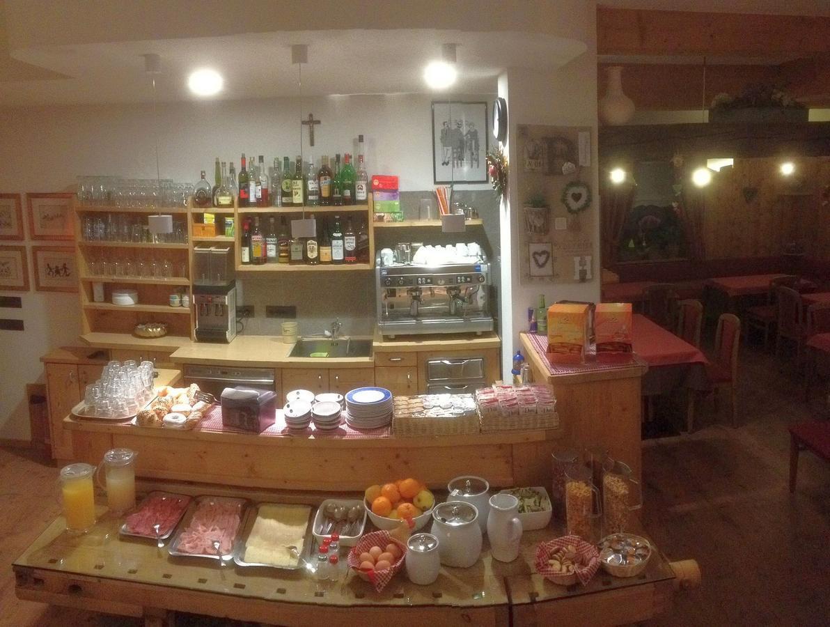 Garni Gimea Hotel Livigno Exterior photo